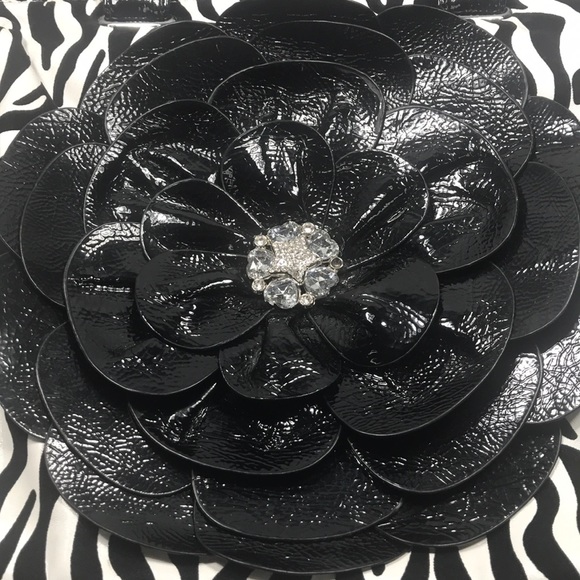 Zebra Purse Velvet Strips - Picture 2 of 8